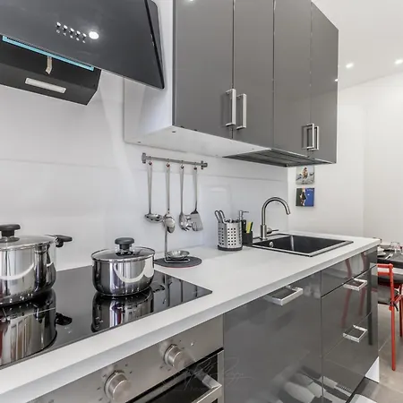 Vicino Al Gemelli - Residenza Bellingeri 38 Апартаменты *